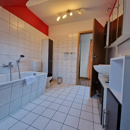 Dm & - Dosborn 5-9 Apartment *